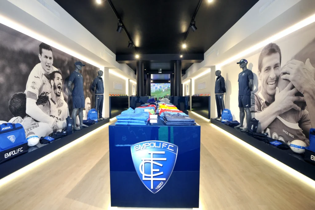 Panoramica dell'Empoli Store visto dall'entrata